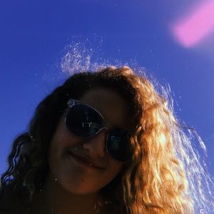 Meet your Posher, Savannah